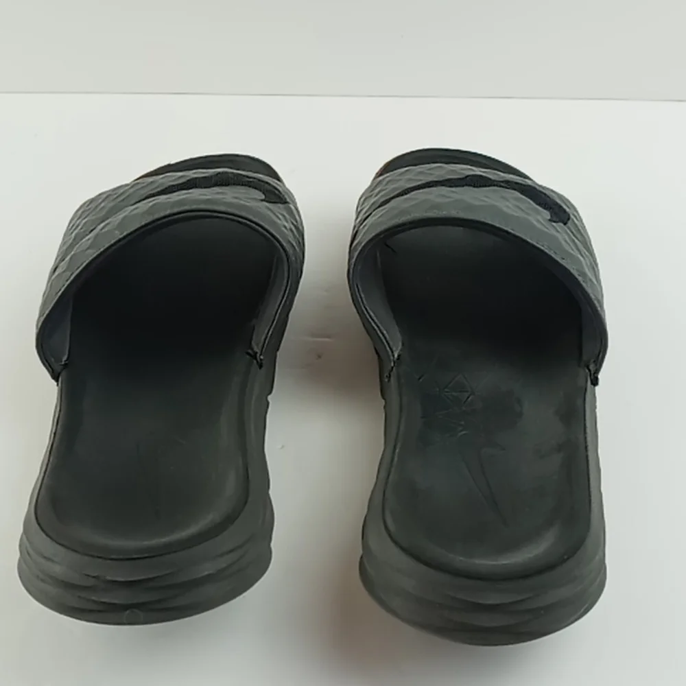 Nike Slip Ons